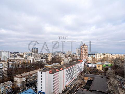 коммерческая по адресу Кловский спуск, 7