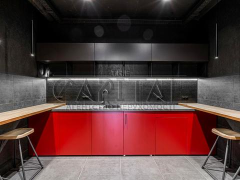 коммерческая по адресу Кловский спуск, 7