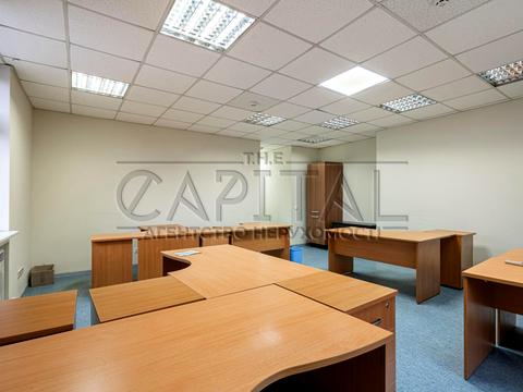 коммерческая по адресу Алексея Тихого ул. (Виборзька), 17/19