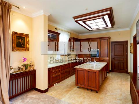 будинок за адресою Айвазовського