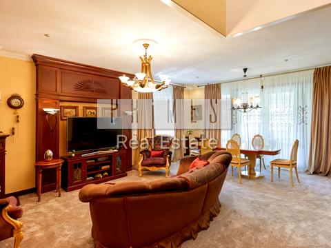 будинок за адресою Айвазовського