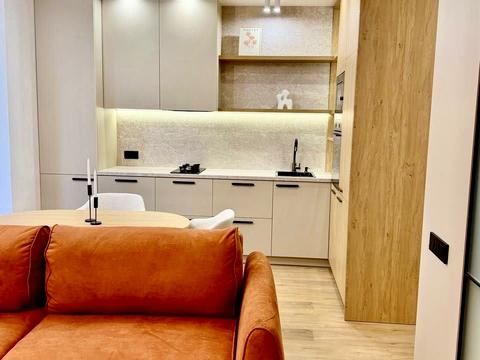 квартира за адресою Щаслива вул., (Будинок 14/2)