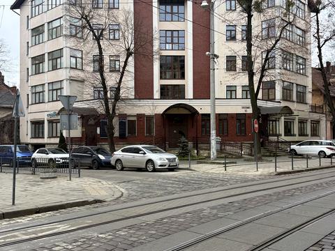 комерційна за адресою Генерала Тараса Чупринки вул. (Пушкіна), 3