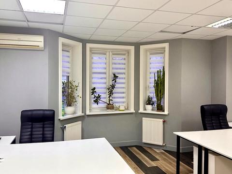 комерційна за адресою Почайнинська вул., 25/49