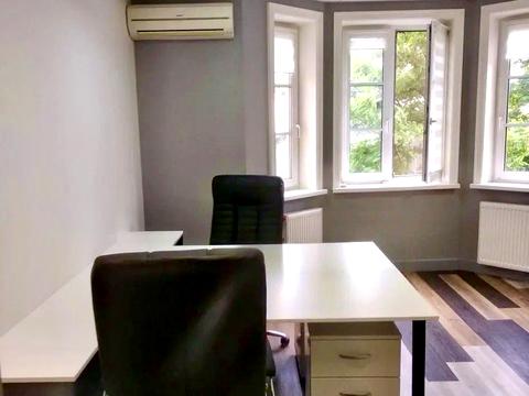 комерційна за адресою Почайнинська вул., 25/49