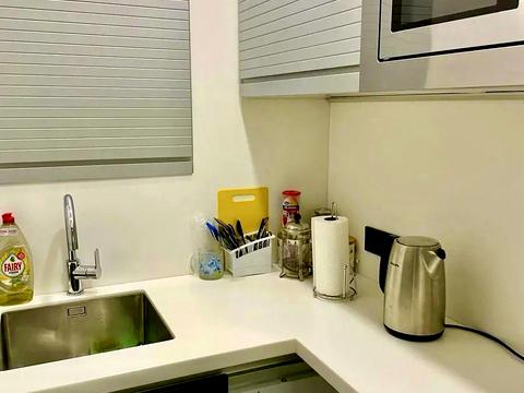 комерційна за адресою Почайнинська вул., 25/49