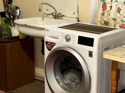 квартира за адресою Майдан Озерний вул. (Боброва), 20