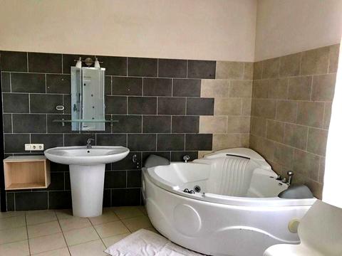 квартира за адресою Івана Мазепи вул. (Січневого Повстання), 12-Б