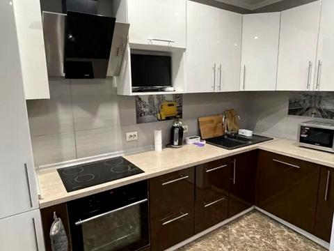 квартира за адресою Авіаконструктора Ігоря Сікорського вул. (Танкова), 4-Б