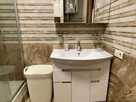 квартира за адресою Авіаконструктора Ігоря Сікорського вул. (Танкова), 4-Б