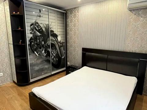 квартира за адресою Авіаконструктора Ігоря Сікорського вул. (Танкова), 4-Б