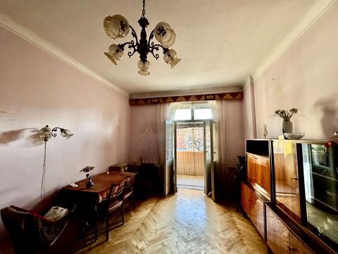 квартира за адресою Львів, Героїв УПА вул., 76