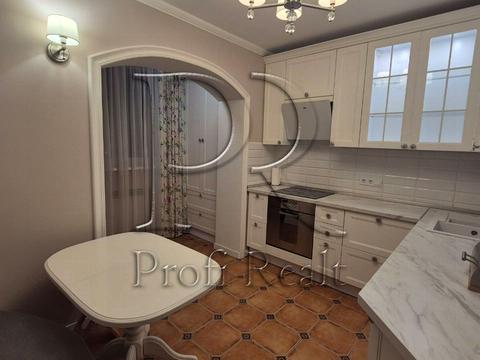 квартира за адресою Автозаводська вул., 43