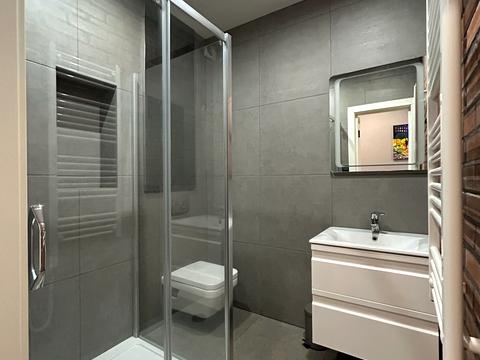 квартира за адресою Академіка Лебедєва вул., 1