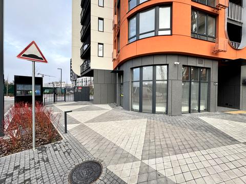 коммерческая по адресу Тадея Рыльского бульв., 1