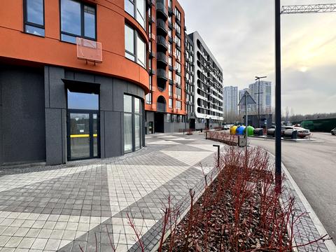 коммерческая по адресу Тадея Рыльского бульв., 1