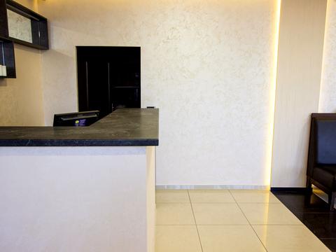 комерційна за адресою Володимира Івасюка, 1