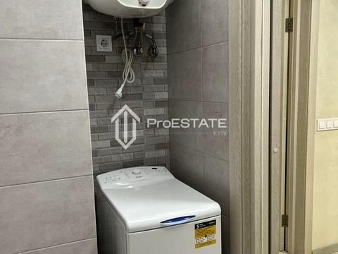 квартира за адресою Софії Русової вул., 7