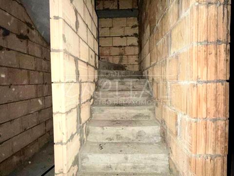 будинок за адресою Захисників України