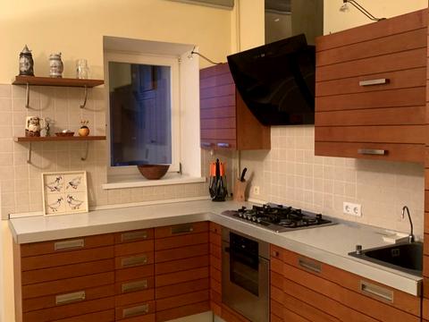 квартира за адресою Малопідвальна вул., 12/10