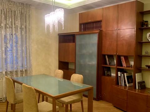 квартира за адресою Малопідвальна вул., 12/10