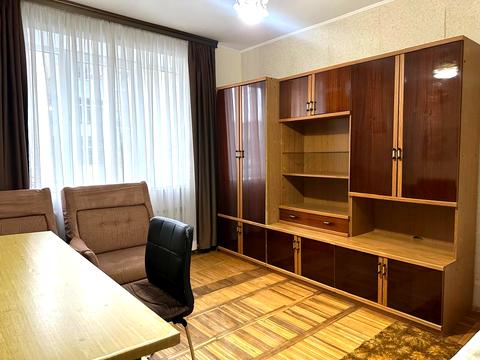 квартира за адресою Володимира Великого вул. (Артема), 30