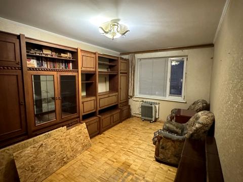 квартира по адресу Голосеевский просп. (40-летия Октября), 74-А