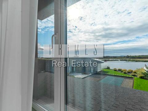 будинок за адресою дніпровська