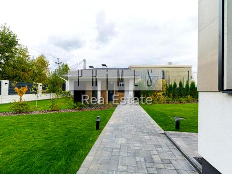 будинок за адресою дніпровська