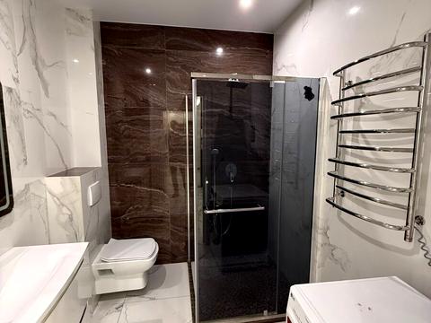 квартира за адресою Київ, Драгоманова вул., 2-А