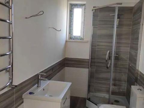 будинок за адресою Незалежності