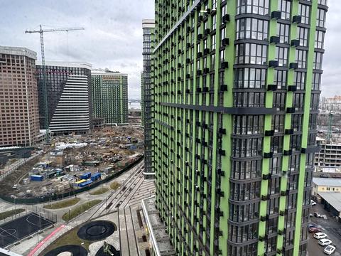 квартира за адресою Причальна вул., 12