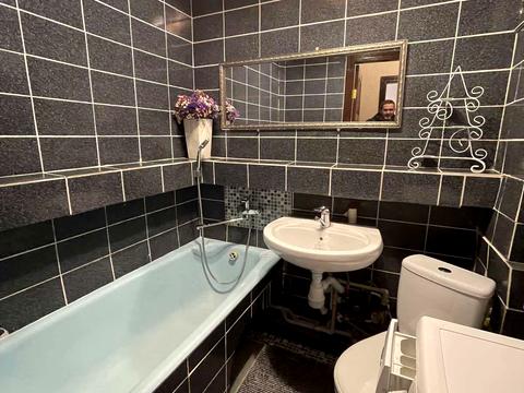 квартира за адресою Перемоги просп., 12