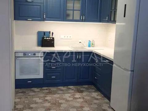 квартира за адресою Михайла Максимовича вул. (Онуфрія Трутенка), 26-Б