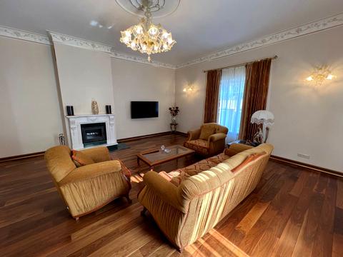 будинок за адресою Соснова вул.