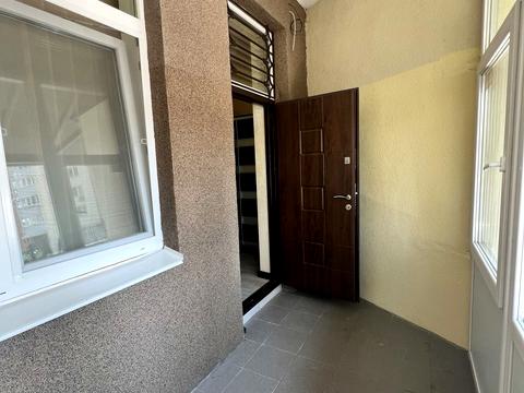 квартира за адресою Академіка Глушкова просп., 9-Д