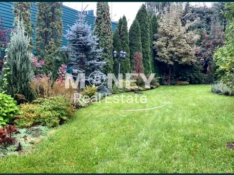 будинок за адресою Межигірська вул.