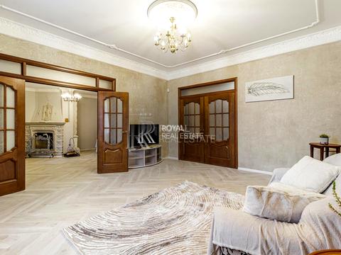 будинок за адресою Богатирська вул.