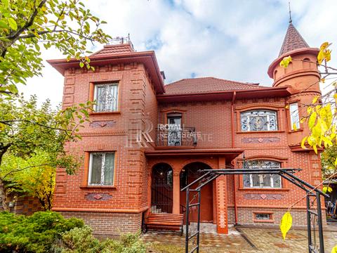 будинок за адресою Богатирська вул.