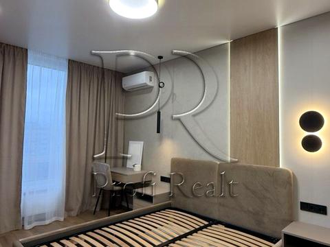 квартира за адресою Олександра Олеся вул., 5-А