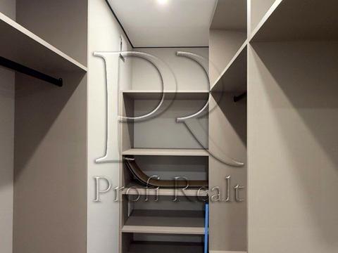 квартира за адресою Олександра Олеся вул., 5-А