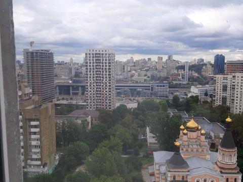 квартира за адресою Стадіонна вул., 14