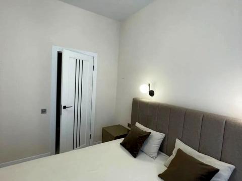 квартира по адресу Кучеревського бульв., 1