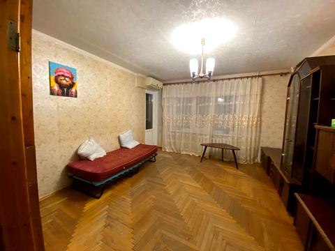 квартира за адресою Менахем-Мендл Шнеєрсона вул. (Мініна), 11