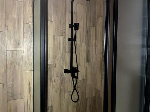 квартира за адресою Владислава Бувалкіна вул. (Бочарова Генерала), 73