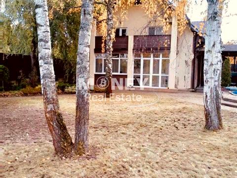 будинок за адресою Лебедівка