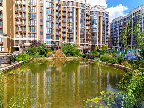 квартира за адресою Молодіжна вул., 4