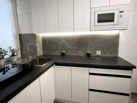 квартира за адресою Мольєра вул., 77