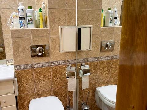 квартира за адресою Дмитра Яворницького просп. (Карла Маркса), 46