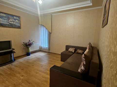 квартира за адресою Садова вул., 15